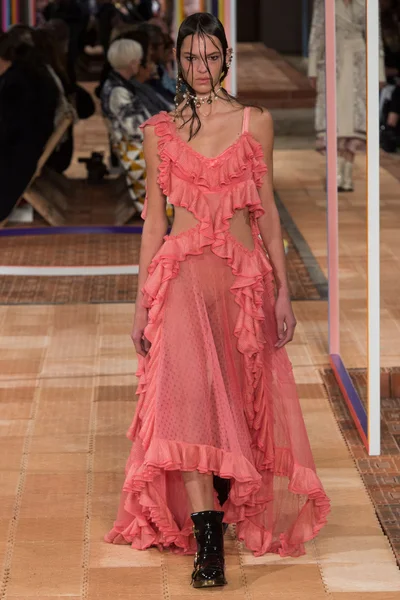 Look 4